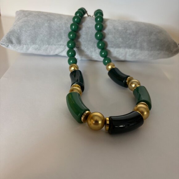 Vintage Green Gold Tone Beaded Statement Necklace Chunky Asian Inspired Retro - Picture 2 of 8